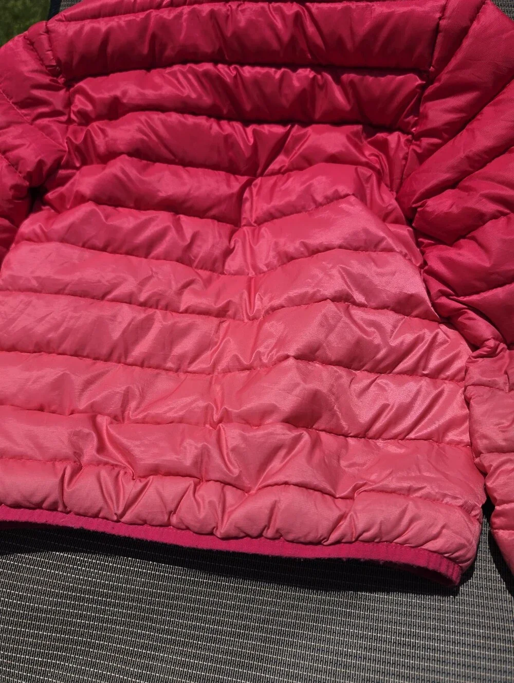 Eddie Bauer Girls Small 7/8 Pink Ombre Reversible Hooded Down Jacket